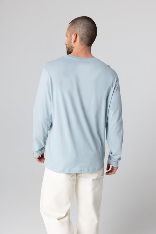 Langärmliges T-Shirt mit Rundhalsausschnitt aus Bio-Baumwolle in Hellblau - MAJESTIC FILATURES