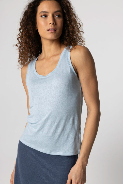 Ärmelloses Tanktop mit U-Ausschnitt aus Leinen/Elasthan in Hellblau - MAJESTIC FILATURES