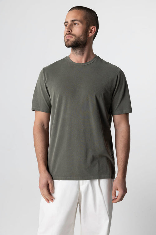 T-Shirt mit Rundhalsausschnitt und kurzen Ärmeln aus Bio-Baumwolle / Elasthan in Dschungel - MAJESTIC FILATURES