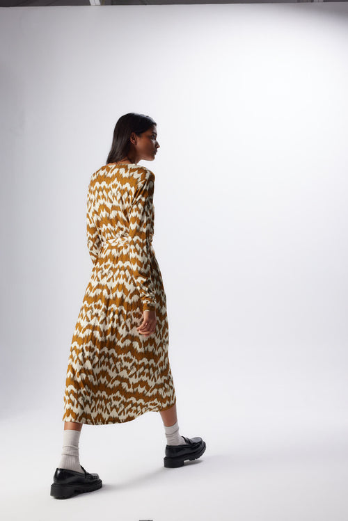 Ecorce V-Neck Long Sleeve T-Shirt in Modal / Cotton / Silk / Elastane - MAJESTIC FILATURES