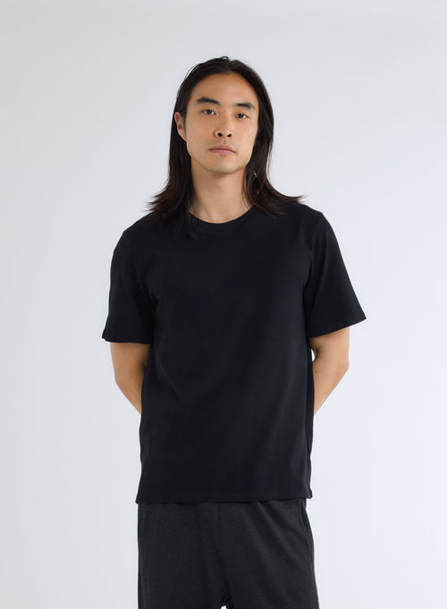 Black Round Neck Short Sleeve T-shirt - MAJESTIC FILATURES