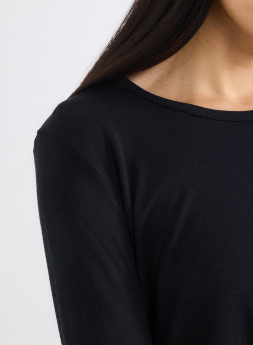 Black Boat Neck Long Sleeve T-shirt in Micro Modal and Cashmere - MAJESTIC FILATURES