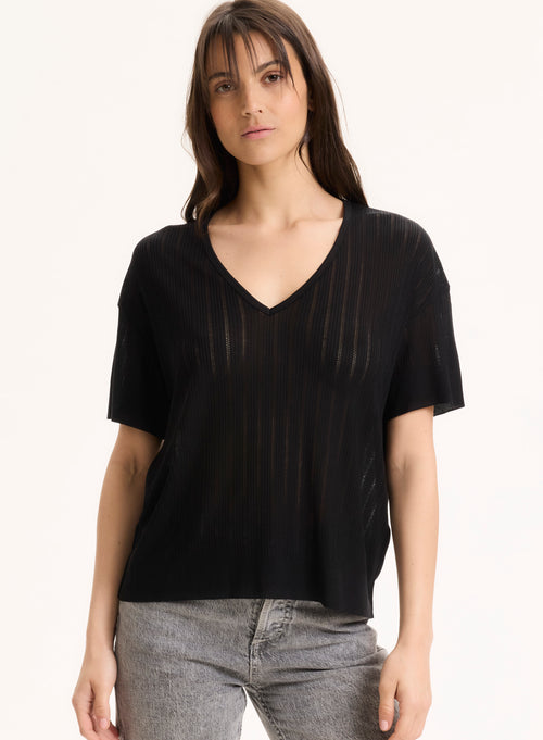 Schwarzes Kurzarm-T-Shirt mit V-Ausschnitt aus LYOCELL / TENCEL - MAJESTIC FILATURES