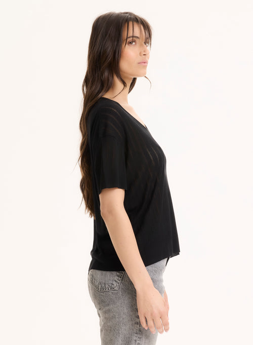 Schwarzes Kurzarm-T-Shirt mit V-Ausschnitt aus LYOCELL / TENCEL - MAJESTIC FILATURES