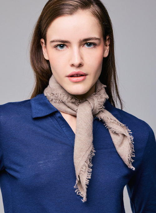 Beiges Kaschmir-Bandana - MAJESTIC FILATURES