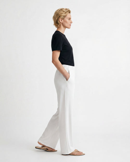 Black Round-Neck Short-Sleeve T-shirt in Organic Cotton / Silk - MAJESTIC FILATURES