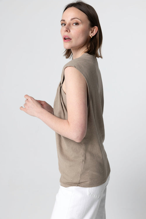 Camiseta sin mangas color café con leche con cuello anudado en algodón / lino - MAJESTIC FILATURES