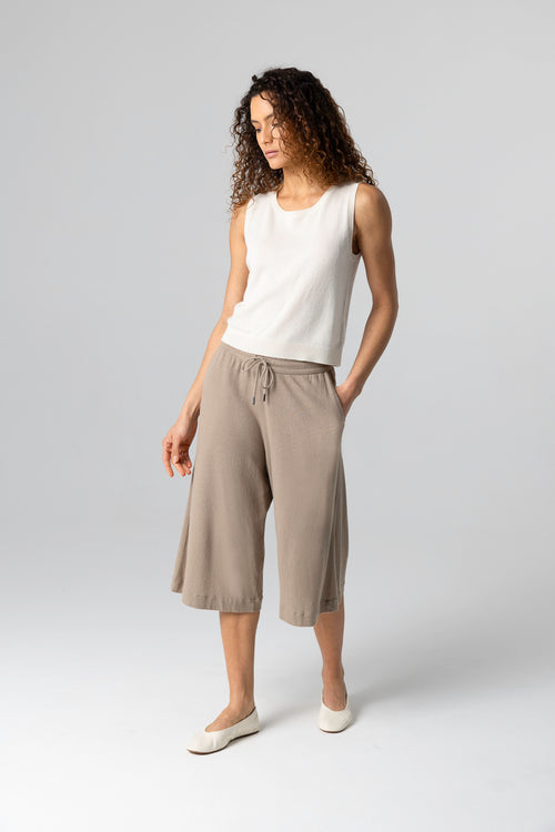 Shorts aus Baumwolle/Leinen in Kaffee-Latte - MAJESTIC FILATURES