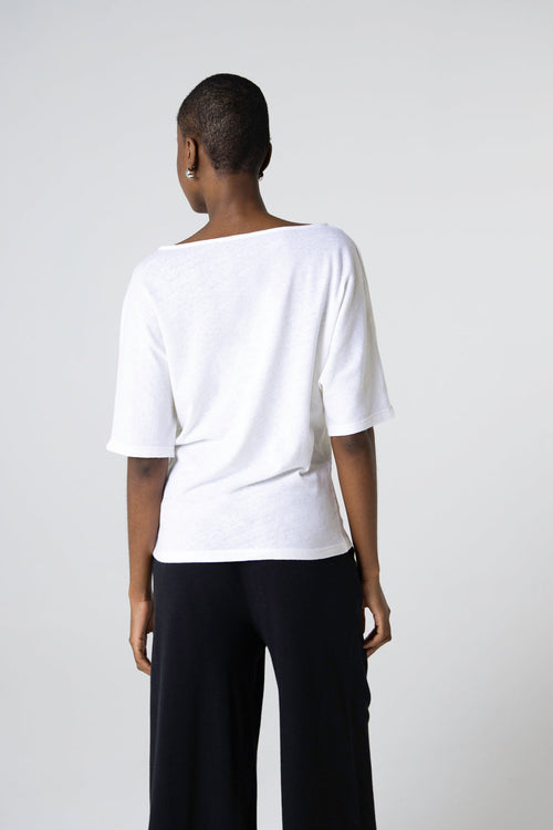 T-Shirt mit U-Boot-Ausschnitt und kurzen Ärmeln aus Baumwolle/Leinen in Weiß - MAJESTIC FILATURES