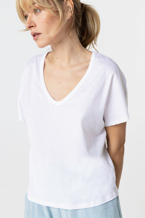 Camiseta blanca cuello en V y manga corta de algodón Supima - MAJESTIC FILATURES